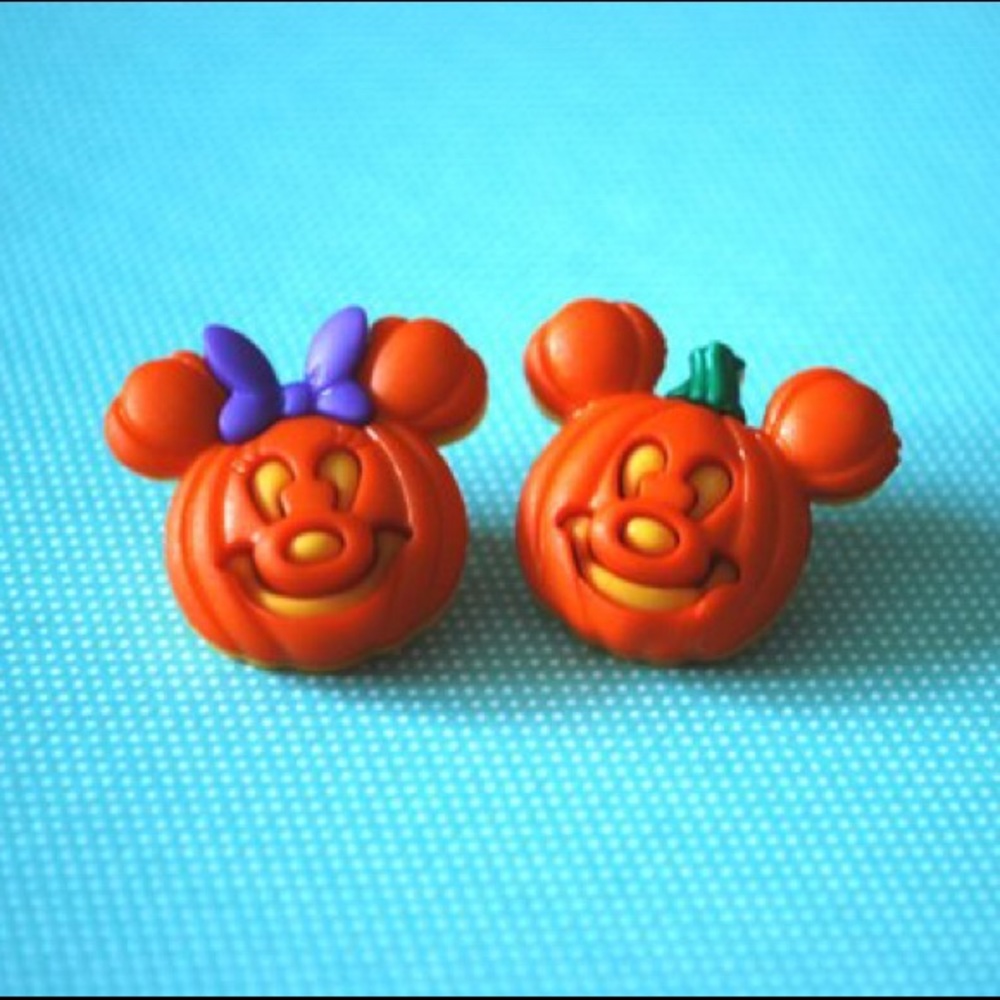 Mickey and Minnie Pumpkin Earrings 🎃🎃